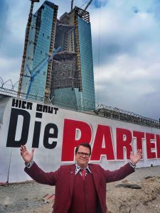 Read more about the article Die PARTEI-Bundeszentrale in Frankfurt