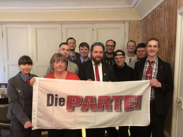 Erfolgreiche Gründung des Kreisverbands Hochtaunuskreis! Die PARTEI